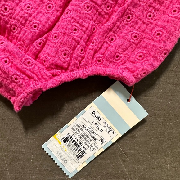 Carter’s and Cat & Jack baby outfits rompers - Picture 4 of 7